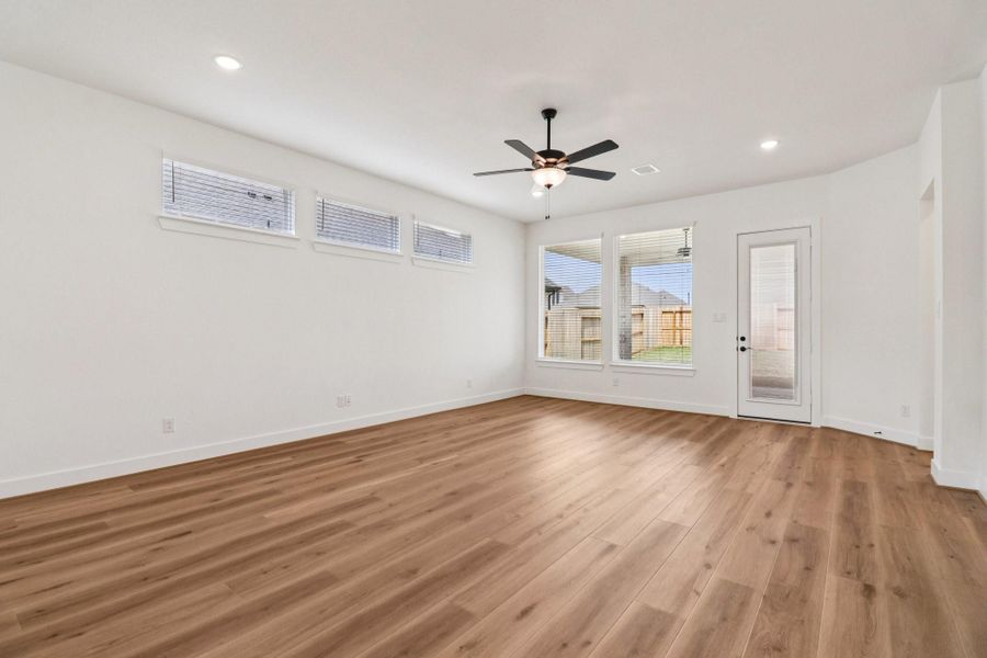 Spacious, unfurnished interior of a new home in The Highlands, Porter (Image 33).