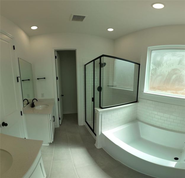 Furnished interior view inside a new home in Wildrye, Waller (Image 7).