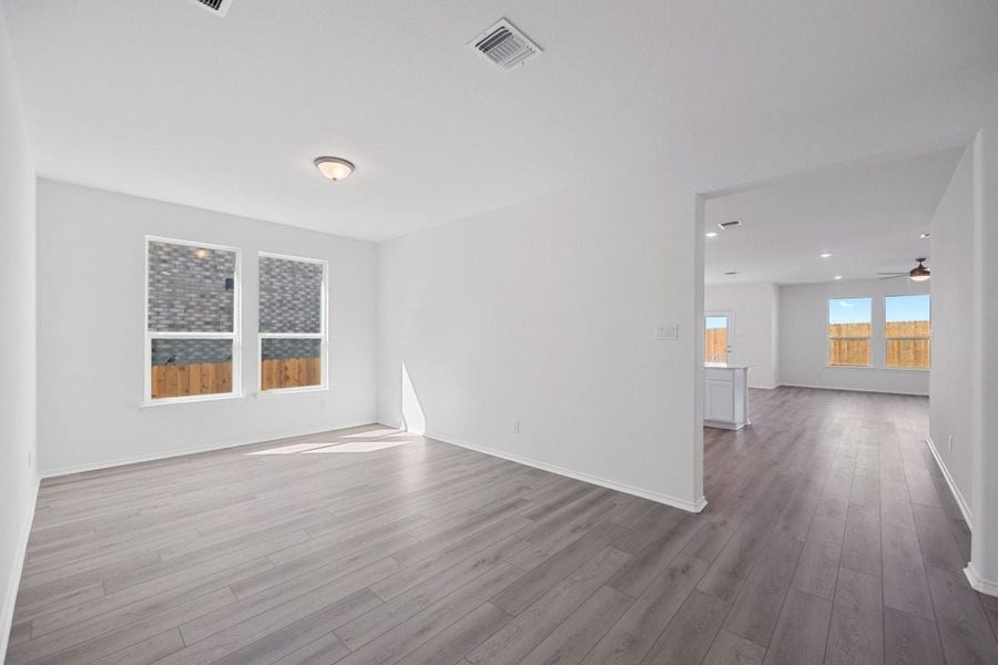 Spacious, unfurnished interior of a new home in Salerno - Classic Collection, Round Rock (Image 6).