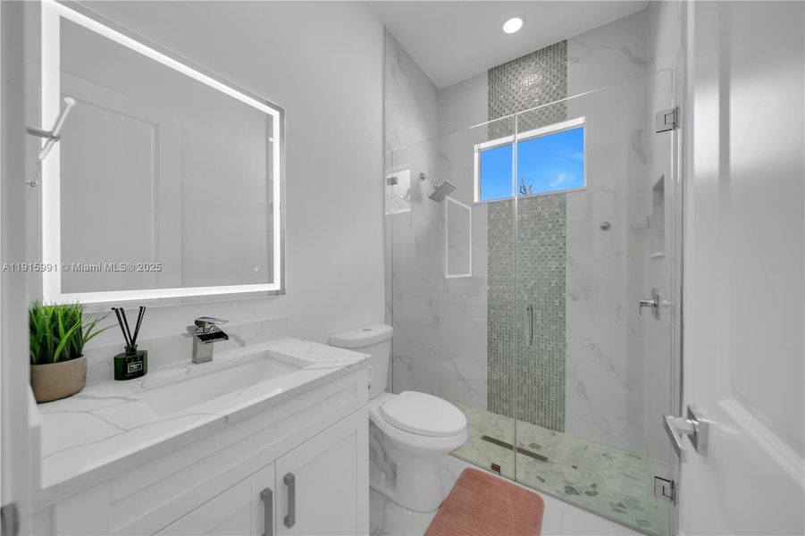 Furnished interior view inside a new home in , Lehigh Acres (Image 15).