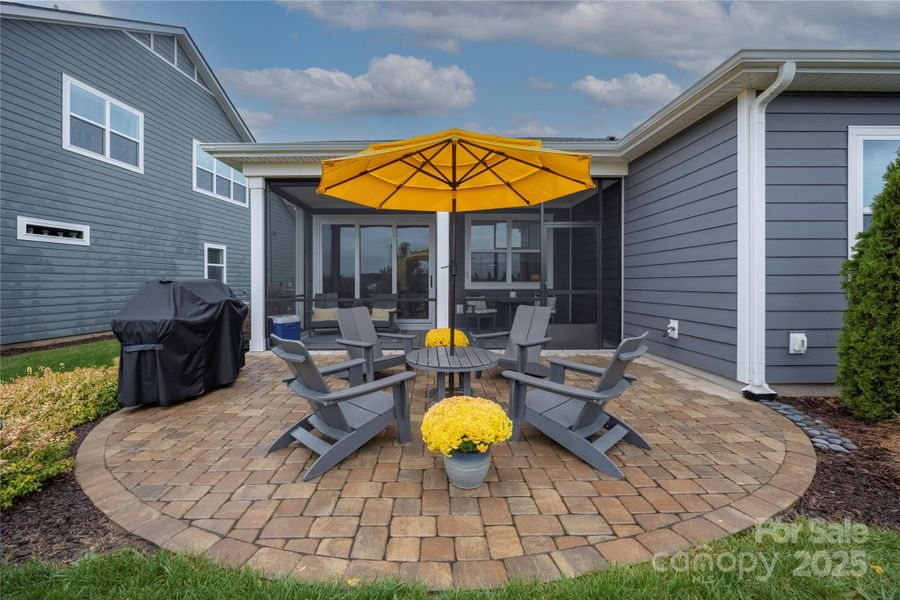 Exterior details and patio area of a home in , Denver (Image 23).