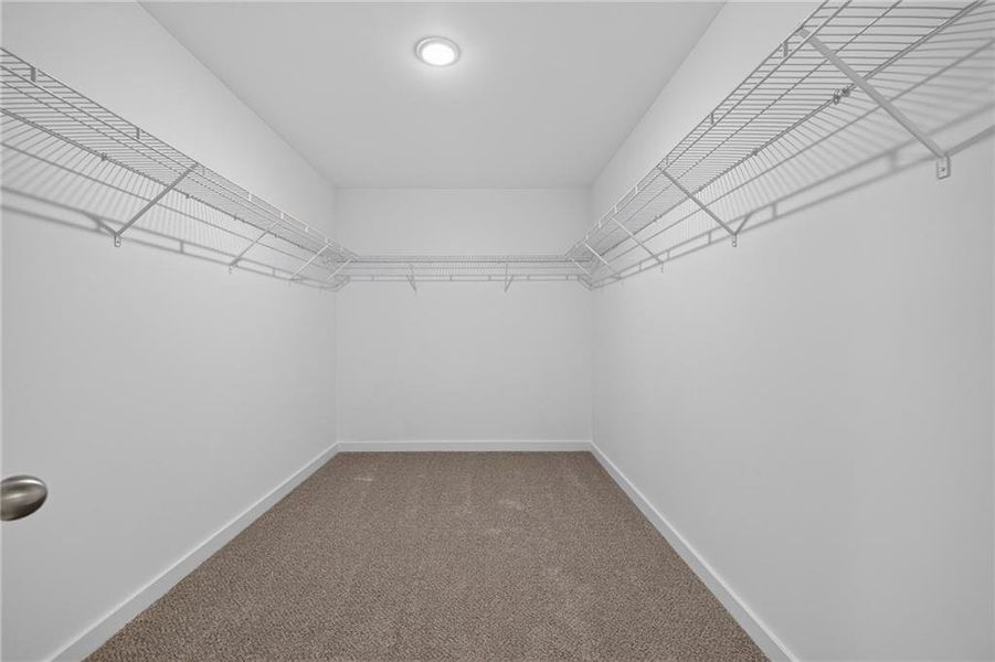 Spacious, unfurnished interior of a new home in Red Bird Manor, Jefferson (Image 16).
