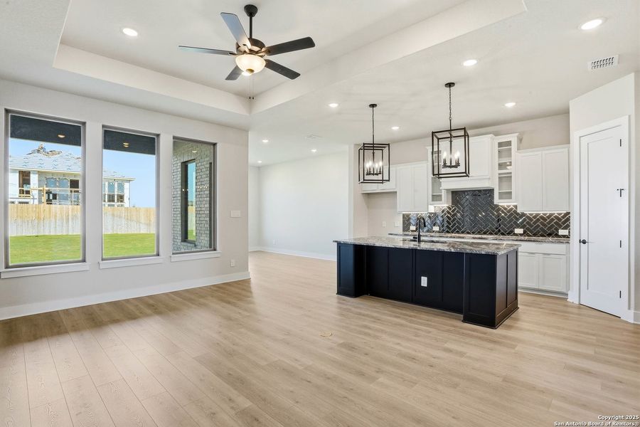 Spacious, unfurnished interior of a new home in Haby Hill 50s, San Antonio (Image 24). Spacious, unfurnished interior of a new home in Haby Hill 50s, San Antonio (Image 24).