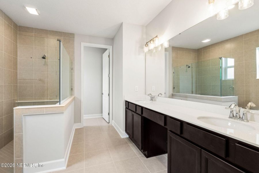 Furnished interior view inside a new home in Sandy Ridge, Yulee (Image 7).