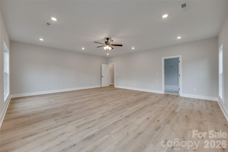 Spacious, unfurnished interior of a new home in , Fort Lawn (Image 26). Spacious, unfurnished interior of a new home in , Fort Lawn (Image 26).