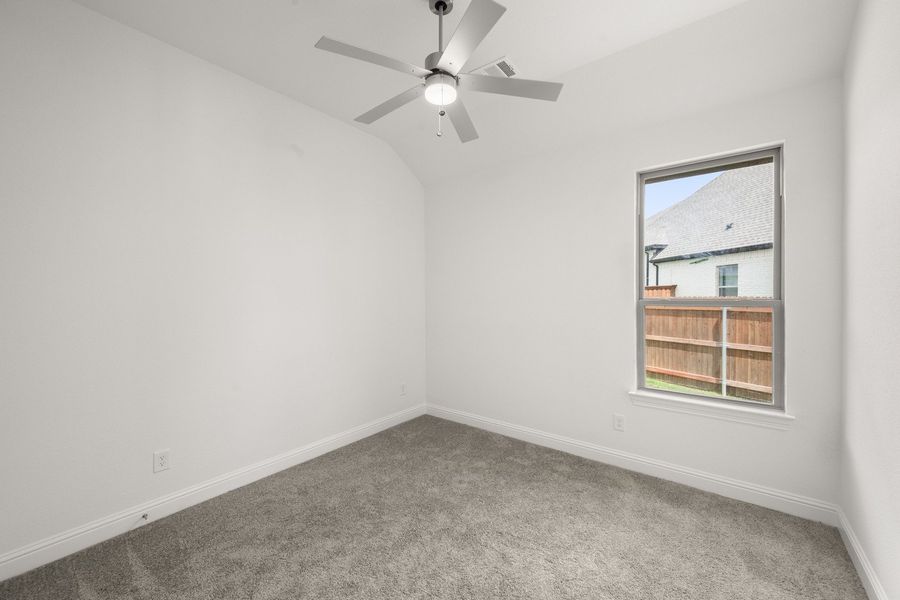 Spacious, unfurnished interior of a new home in Redden Farms, Midlothian (Image 19).