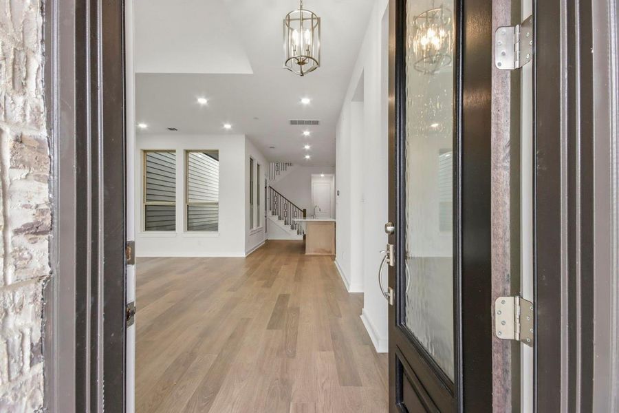 Spacious, unfurnished interior of a new home in Woodforest Townhomes, Montgomery (Image 19). Spacious, unfurnished interior of a new home in Woodforest Townhomes, Montgomery (Image 19).