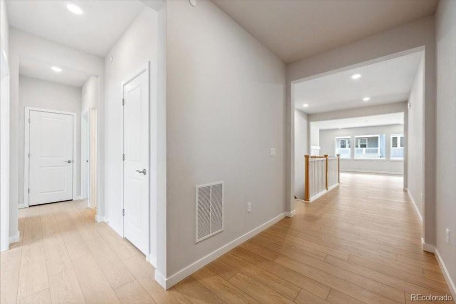 Spacious, unfurnished interior of a new home in Prestige Collection at Parkdale Commons, Lafayette (Image 18).