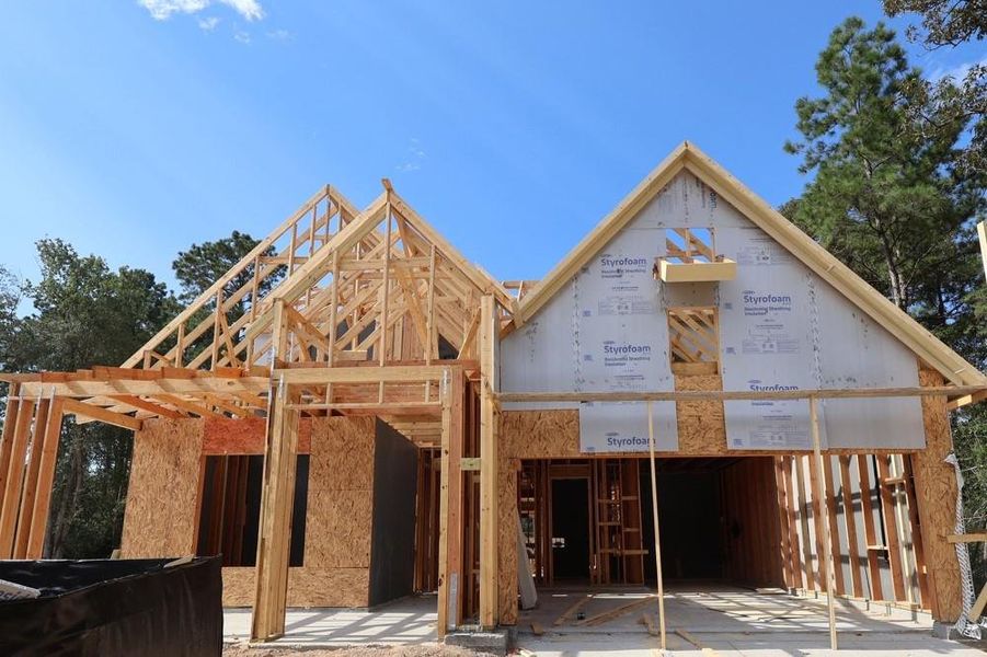 Let us show you how our advanced framing techniques have stood the test of time and allow more insulation for a quieter and more energy efficient home. Let us show you how our advanced framing techniques have stood the test of time and allow more insulation for a quieter and more energy efficient home.