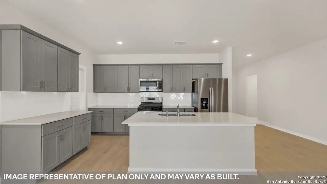 Furnished interior view inside a new home in Sonoma Oaks, Fredericksburg (Image 5). Furnished interior view inside a new home in Sonoma Oaks, Fredericksburg (Image 5).