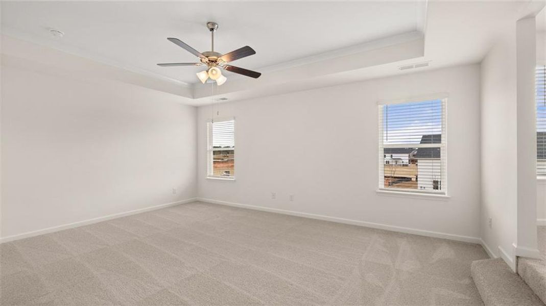 Spacious, unfurnished interior of a new home in Evergreen Crossing, Locust Grove (Image 9).