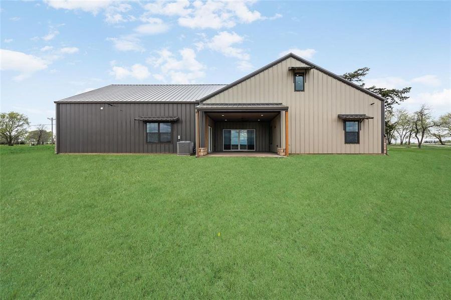 Image 27 of a home in . Image 27 of a home in .