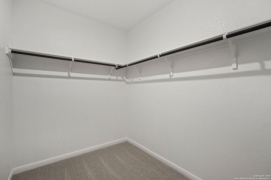 Spacious, unfurnished interior of a new home in Comanche Ridge, San Antonio (Image 28). Spacious, unfurnished interior of a new home in Comanche Ridge, San Antonio (Image 28).
