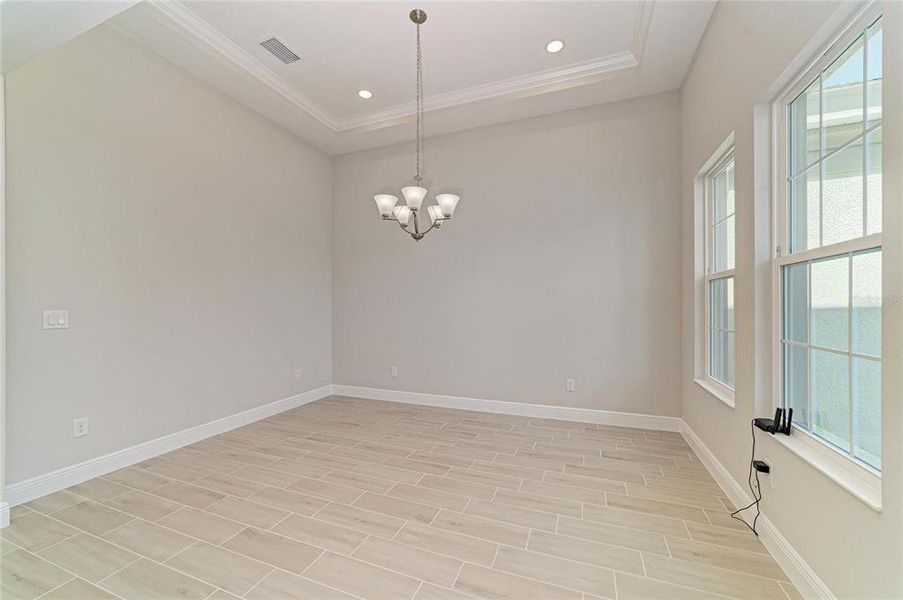 Spacious, unfurnished interior of a new home in Waterset, Apollo Beach (Image 19).