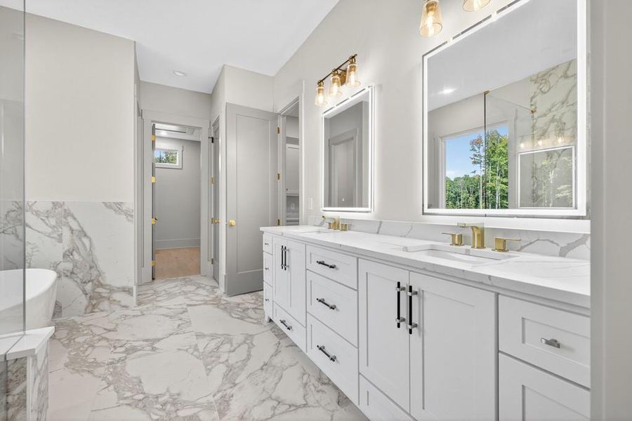 Furnished interior view inside a new home in , Jefferson (Image 17).