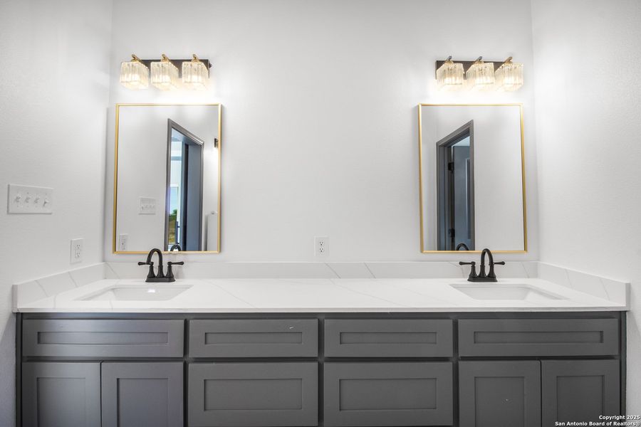 Image 18 of a home in .