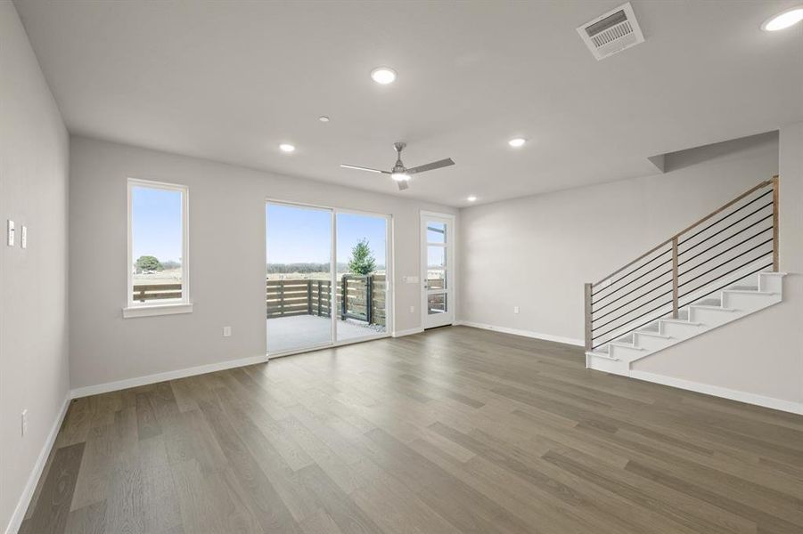 4606 White Buffalo_2220_Aspen- Living Room-2