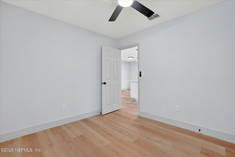 Spacious, unfurnished interior of a new home in , Jacksonville (Image 28).