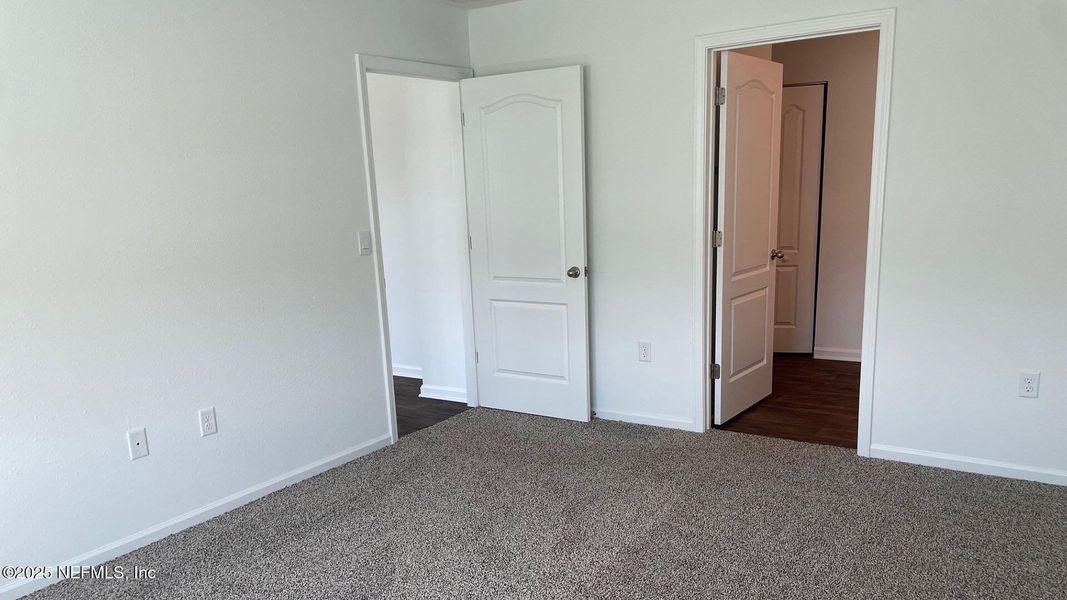 Spacious, unfurnished interior of a new home in The Arbors, Jacksonville (Image 18). Spacious, unfurnished interior of a new home in The Arbors, Jacksonville (Image 18).