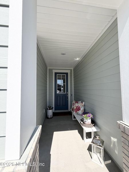 Exterior details and patio area of a home in , Yulee (Image 23).