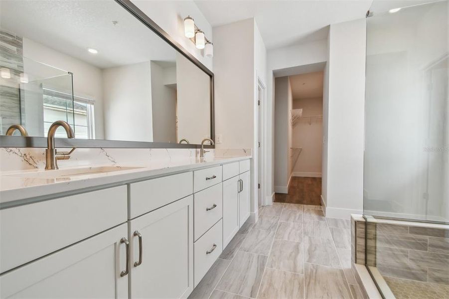 Owner's Bath Owner's Bath