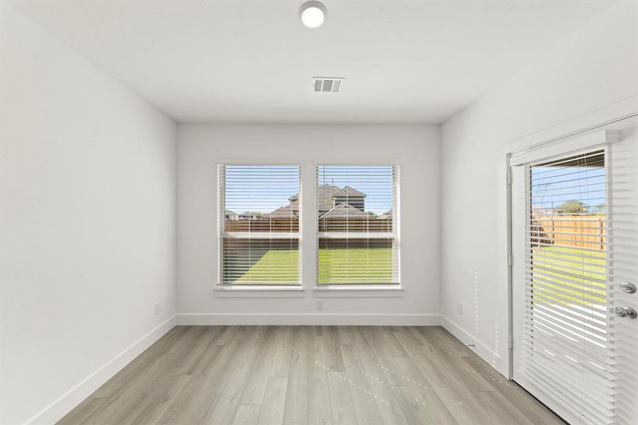 13. 2509 Rolling - Nook 13. 2509 Rolling - Nook