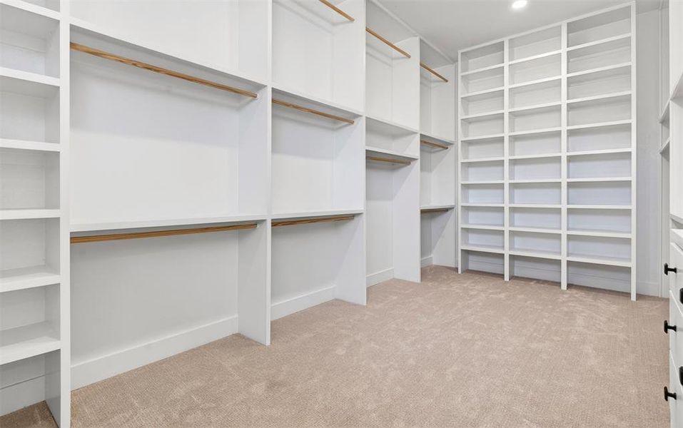 Spacious, unfurnished interior of a new home in , Dallas (Image 23).