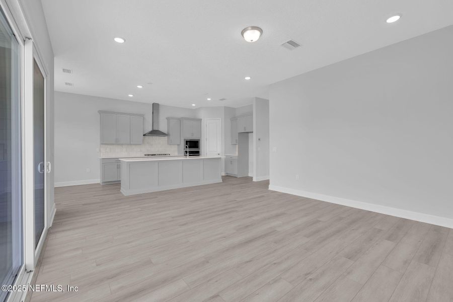 Spacious, unfurnished interior of a new home in Crosswinds at Nocatee, Nocatee (Image 19).