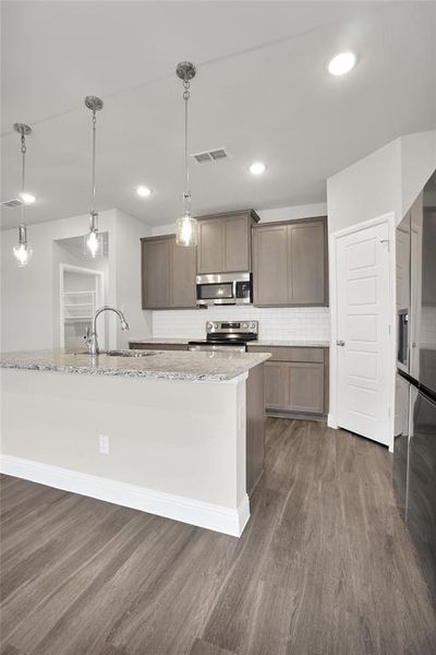 photos are for reference only actual home may vary. photos are for reference only actual home may vary.