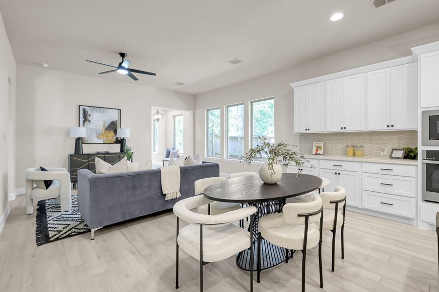 Furnished interior view inside a new home in Woodforest 40', Montgomery (Image 14).