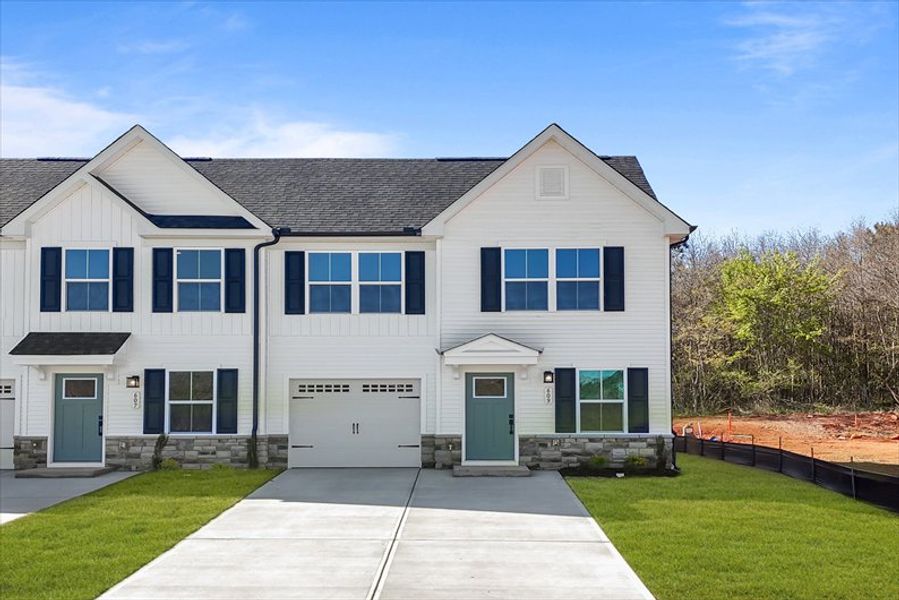 Front exterior of a new home in Beech Glen, Anderson, SC, highlighting curb appeal (Image 1). Front exterior of a new home in Beech Glen, Anderson, SC, highlighting curb appeal (Image 1).