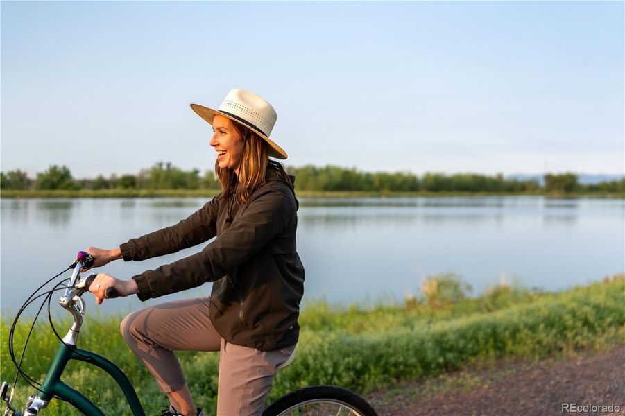 Three Miles of Lakeside Trails to Exlore