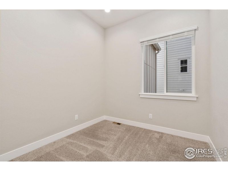 Spacious, unfurnished interior of a new home in , Timnath (Image 35).