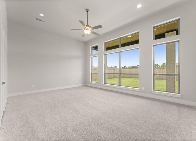 Spacious, unfurnished interior of a new home in Fulshear Lakes 70’s, Fulshear (Image 32). Spacious, unfurnished interior of a new home in Fulshear Lakes 70’s, Fulshear (Image 32).
