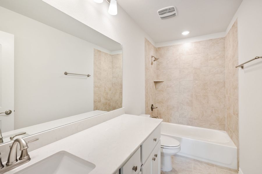 Furnished interior view inside a new home in Elevon, Lavon (Image 14).