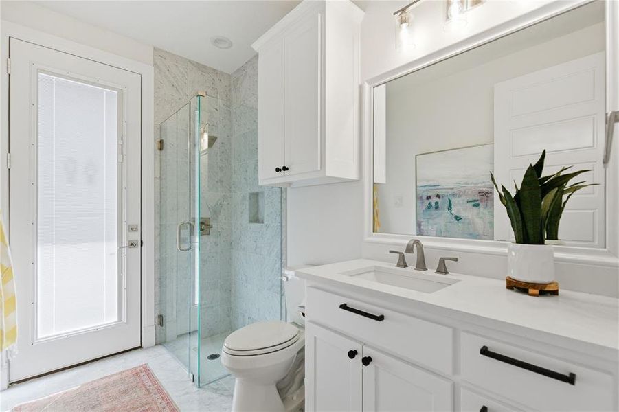 Furnished interior view inside a new home in , Aledo (Image 31).