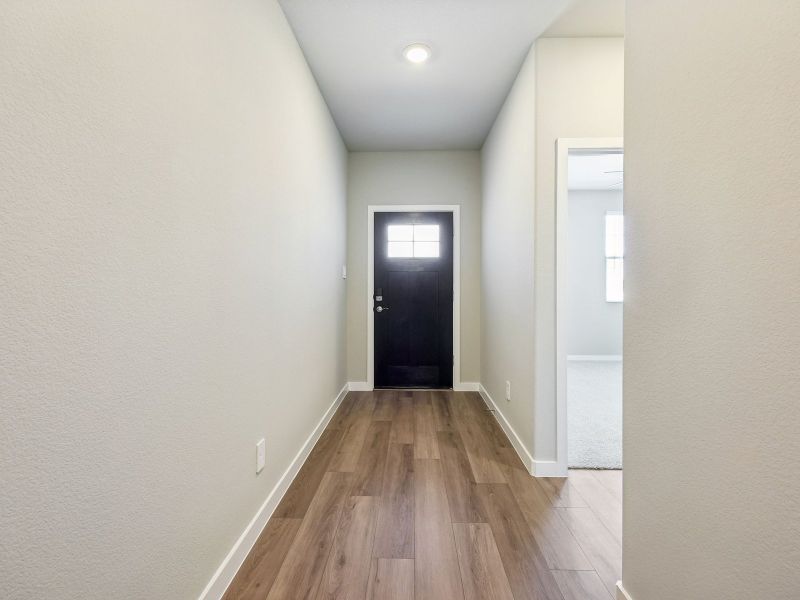 Spacious, unfurnished interior of a new home in Cibolo Hills West - Spring Series, Fort Worth (Image 13). Spacious, unfurnished interior of a new home in Cibolo Hills West - Spring Series, Fort Worth (Image 13).