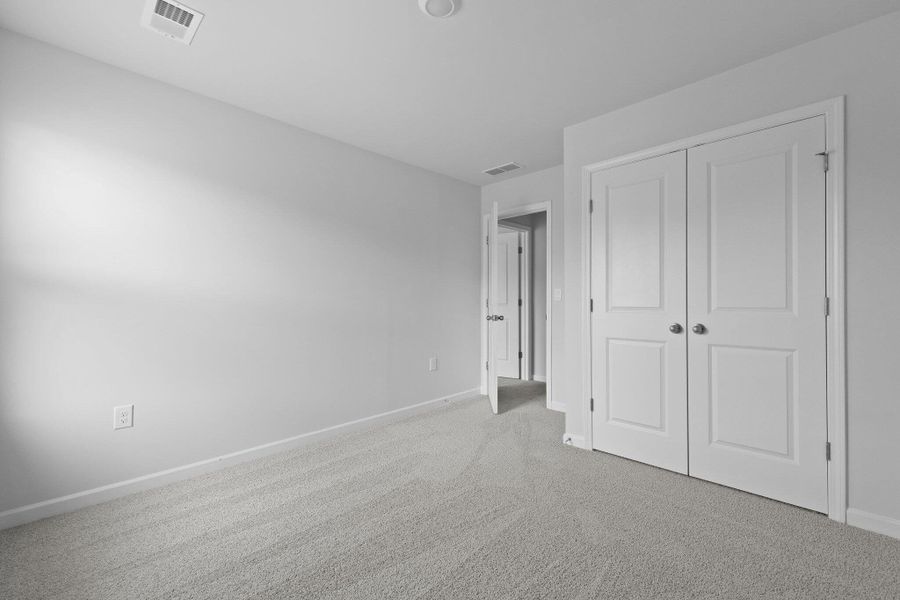 Spacious, unfurnished interior of a new home in Center Pointe, Santee (Image 12).