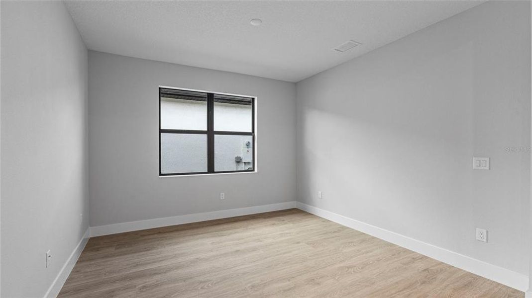 Spacious, unfurnished interior of a new home in Woodland Preserve, Parrish (Image 14).