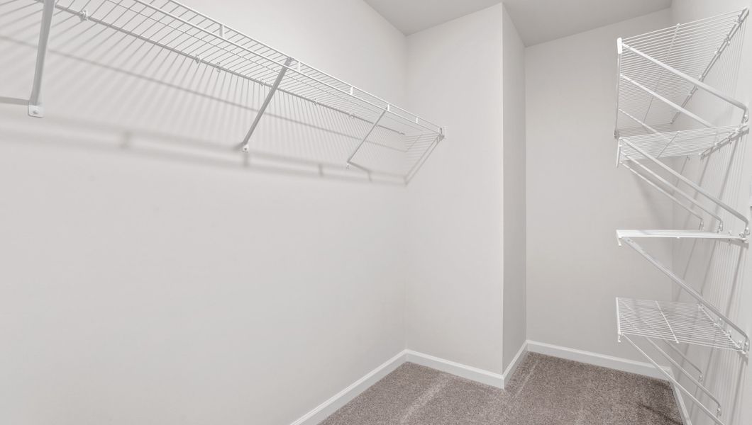 Representative unfurnished interior of a home built from the HAYDEN by D.R. Horton in Cascade Point, Seneca (Image 29).