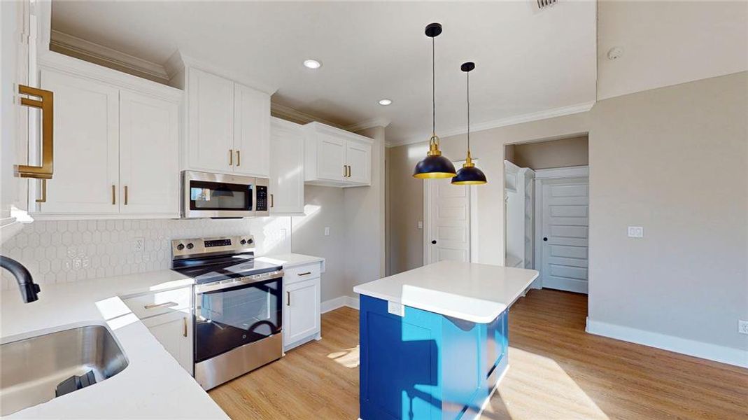 Furnished interior view inside a new home in , Troup (Image 16).