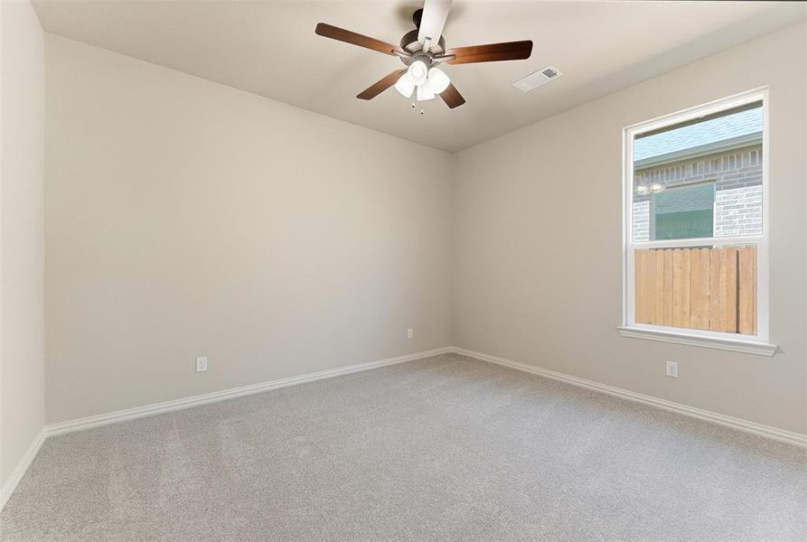 Spacious, unfurnished interior of a new home in Northstar, Haslet (Image 18).