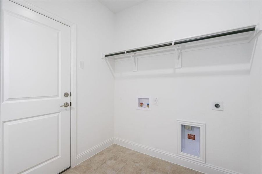 1128 Wheatgrass Mews ~ Ready Now 1128 Wheatgrass Mews ~ Ready Now