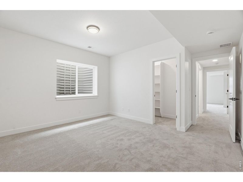 Spacious, unfurnished interior of a new home in , Windsor (Image 23).