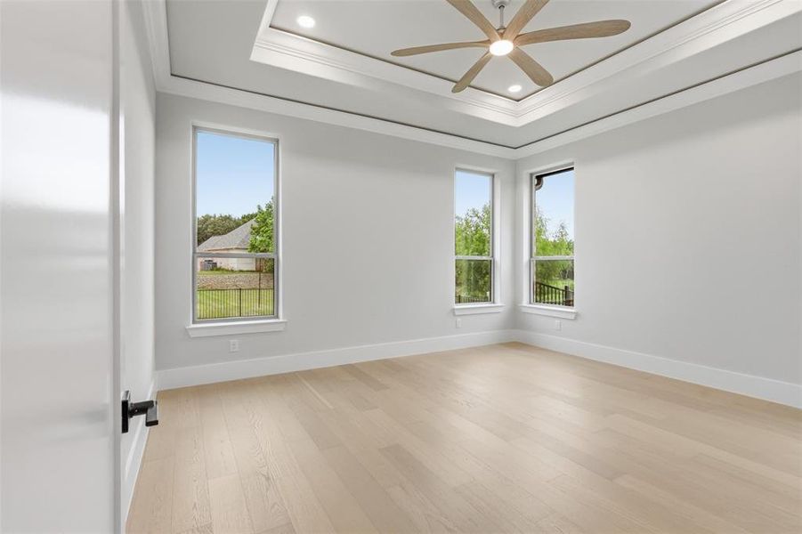 Spacious, unfurnished interior of a new home in , Granbury (Image 20). Spacious, unfurnished interior of a new home in , Granbury (Image 20).