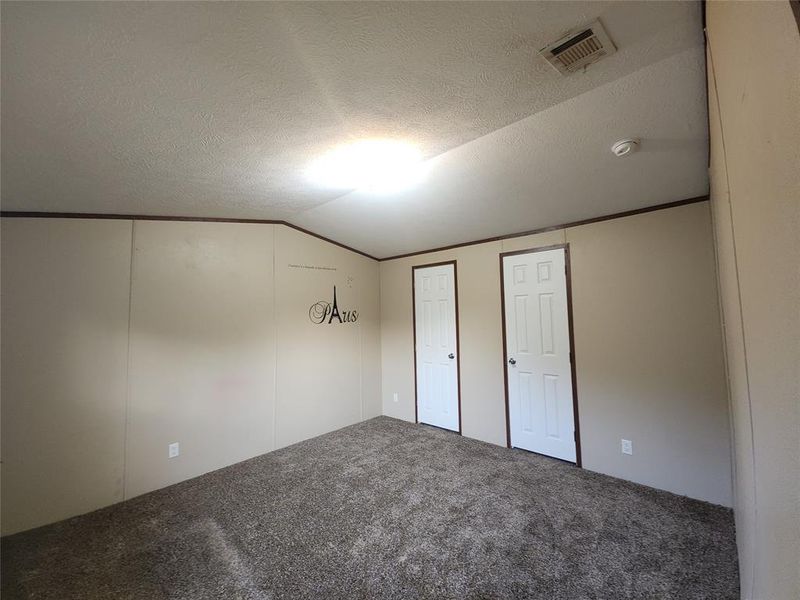 Spacious, unfurnished interior of a new home in , Gun Barrel City (Image 10).