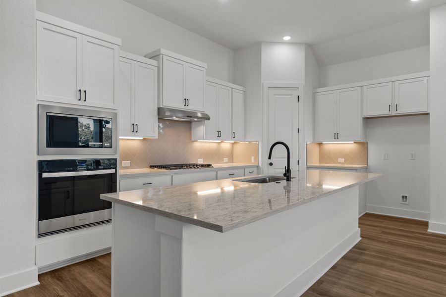 4br New Home in Dripping Springs, TX.  - Slide 8