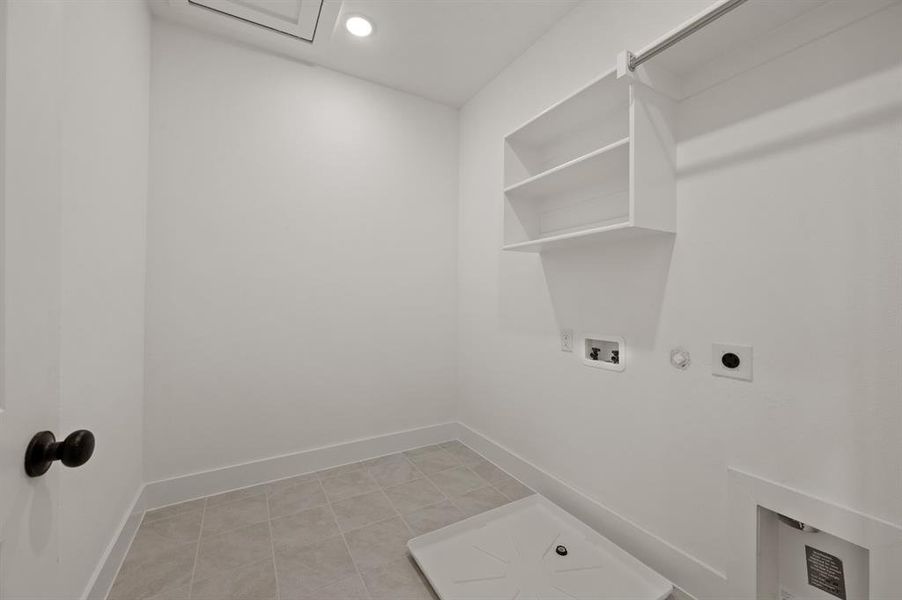 1404 Solterra Blvd-024