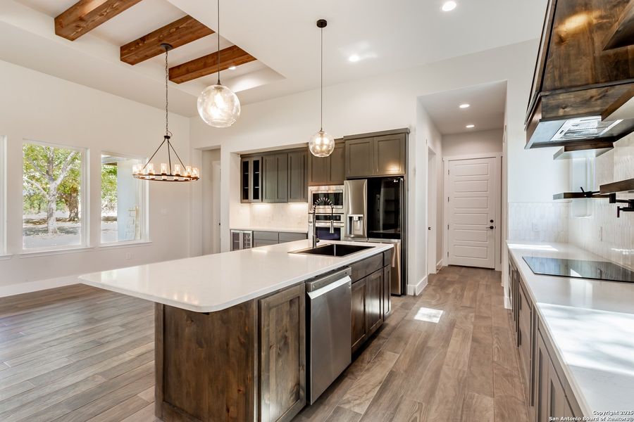 Furnished interior view inside a new home in , La Vernia (Image 9).