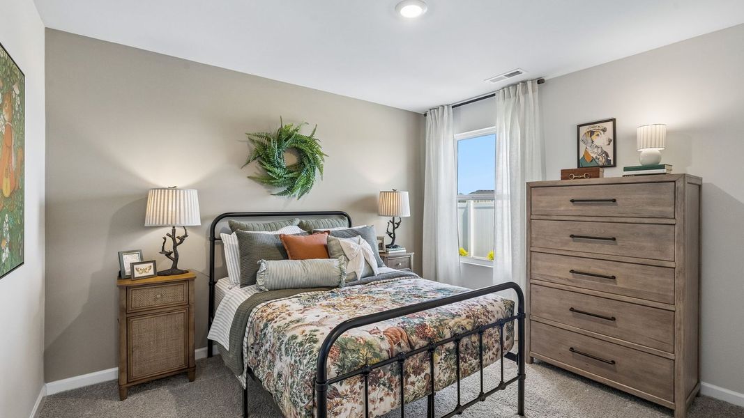 Representative furnished interior of a home built from the Aria by D.R. Horton in CDJ Farms, Portland (Image 13).